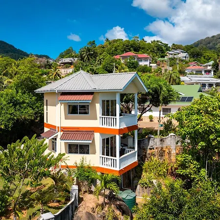 Villa Au Cap Self Catering