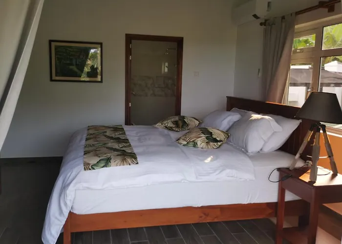 Au Cap Self Catering *