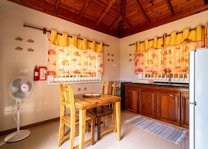 Au Cap Self Catering *