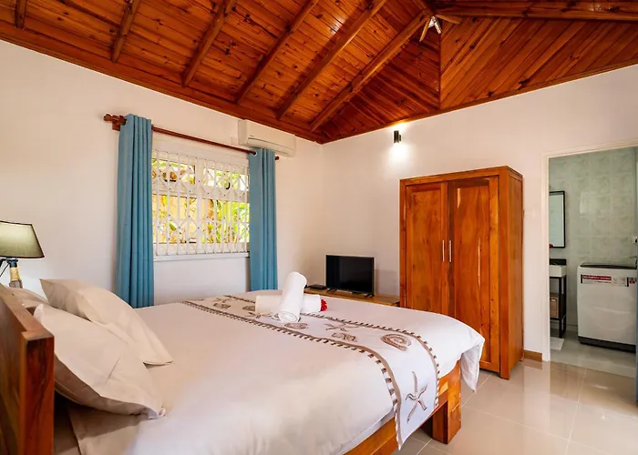 Au Cap Self Catering