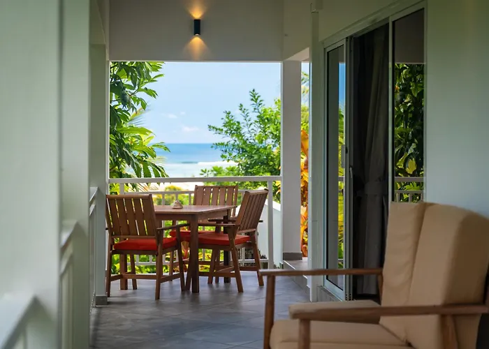 Au Cap Self Catering * Anse aux Pins