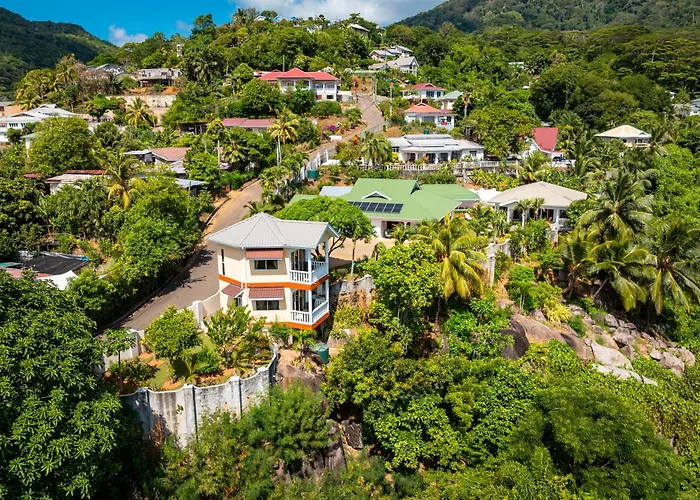 Au Cap Self Catering * Anse aux Pins